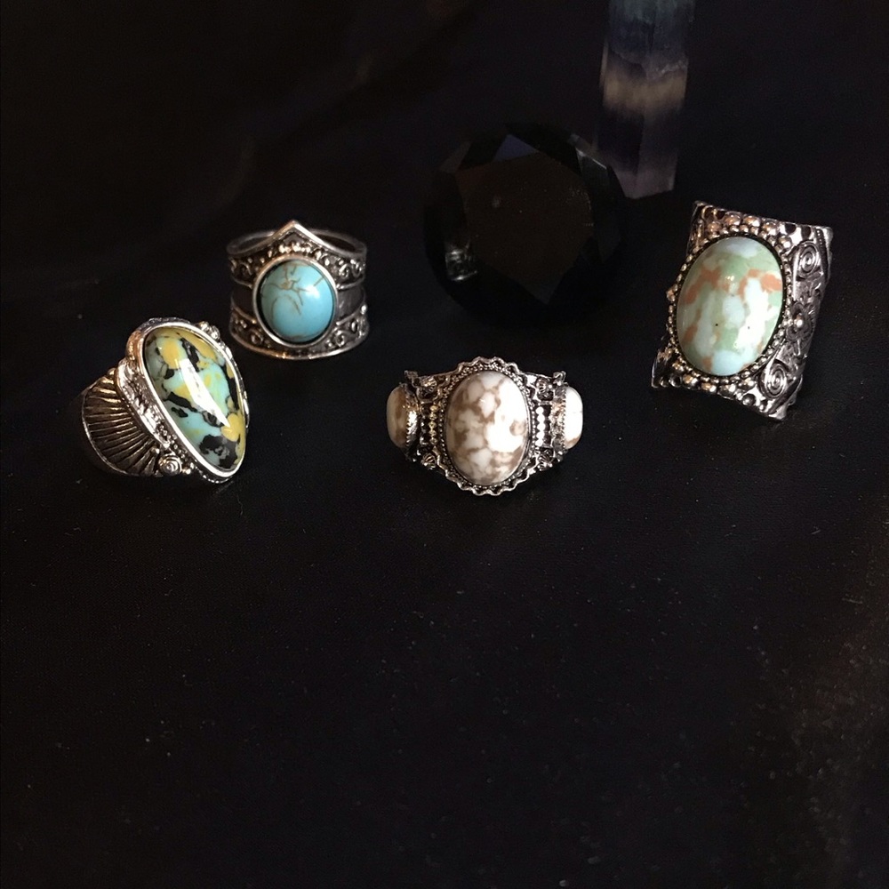 Set of 4 vintage turquoise rings